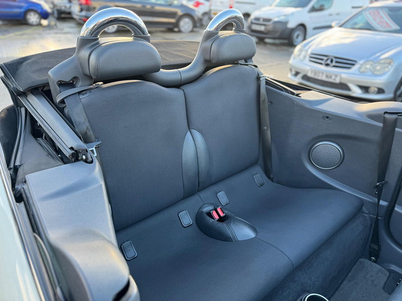 MINI Convertible 1.6 Cooper S Euro 4 2dr 2dr Manual 2026