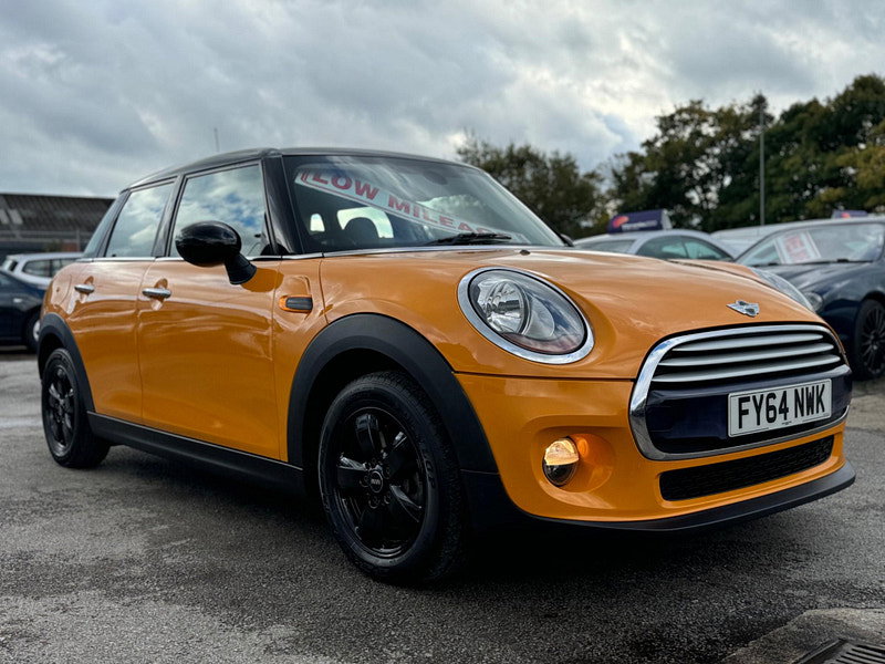 MINI Hatch 1.5 Cooper D Euro 6 (s/s) 5dr 5dr Manual 2026