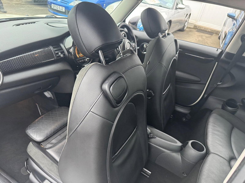 MINI Hatch 2.0 Cooper S Euro 6 (s/s) 3dr 3dr Manual 2026