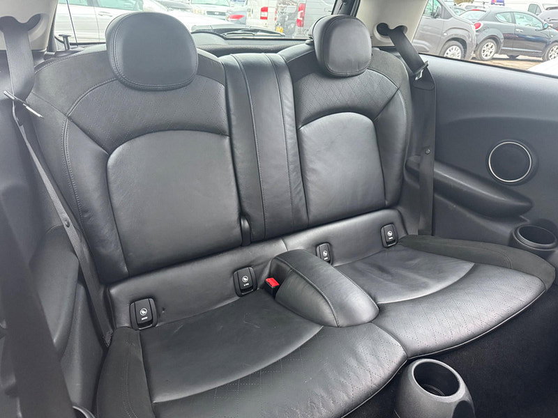 MINI Hatch 2.0 Cooper S Euro 6 (s/s) 3dr 3dr Manual 2026