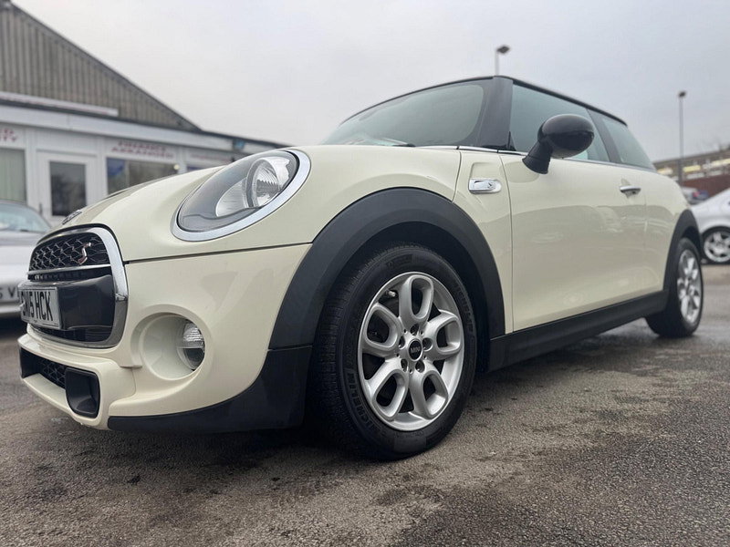 MINI Hatch 2.0 Cooper S Euro 6 (s/s) 3dr 3dr Manual 2026