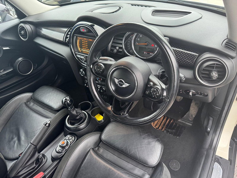 MINI Hatch 2.0 Cooper S Euro 6 (s/s) 3dr 3dr Manual 2026