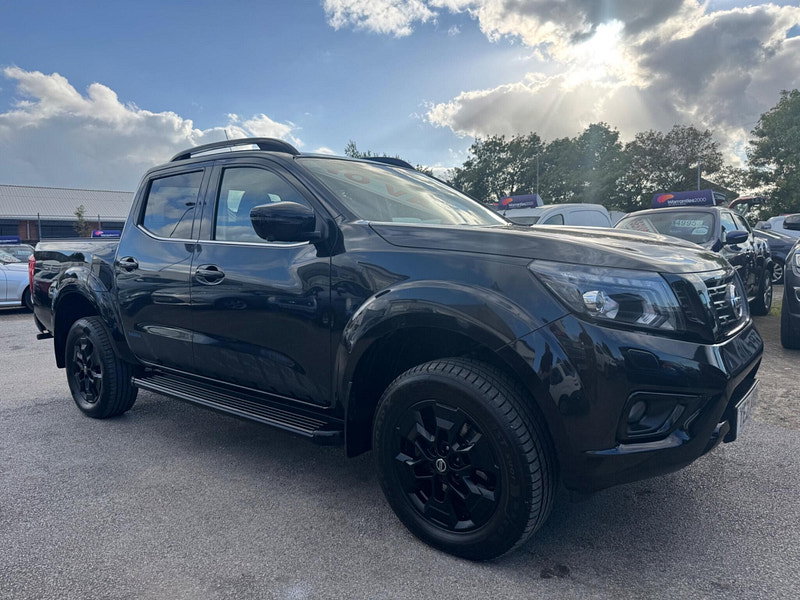 Nissan Navara 2.3 dCi N-Guard Auto 4WD Euro 6 4dr 4dr Automatic 2026