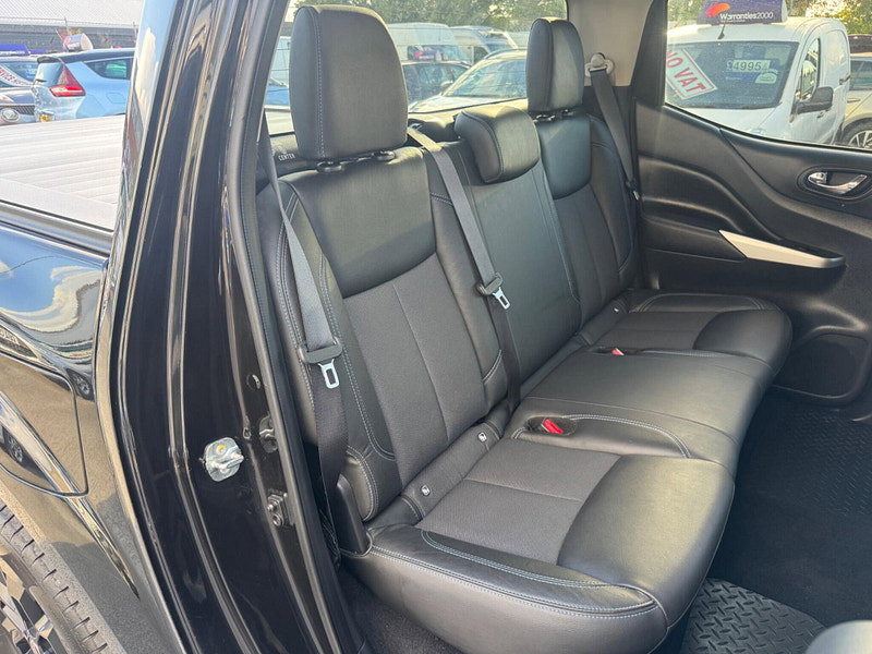 Nissan Navara 2.3 dCi N-Guard Auto 4WD Euro 6 4dr 4dr Automatic 2026