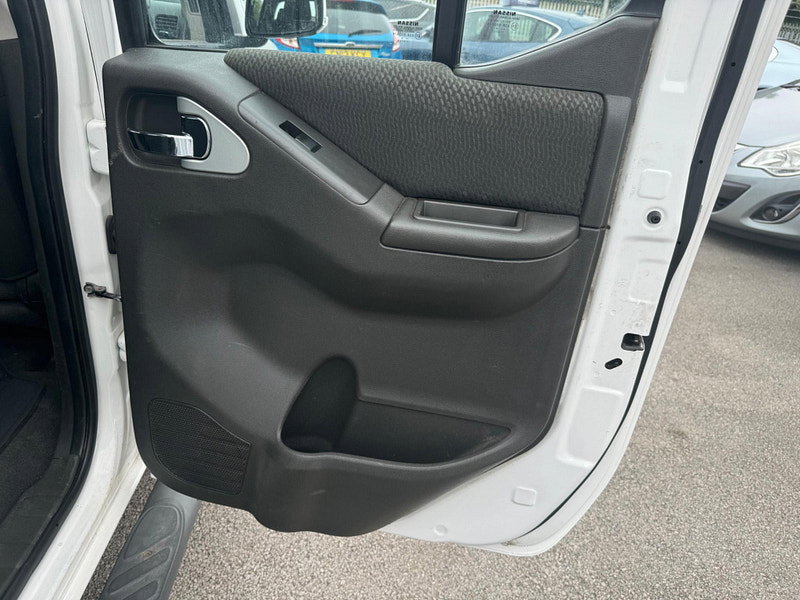 Nissan Navara 2.5 dCi Acenta 4WD Euro 5 4dr 4dr Manual 2026