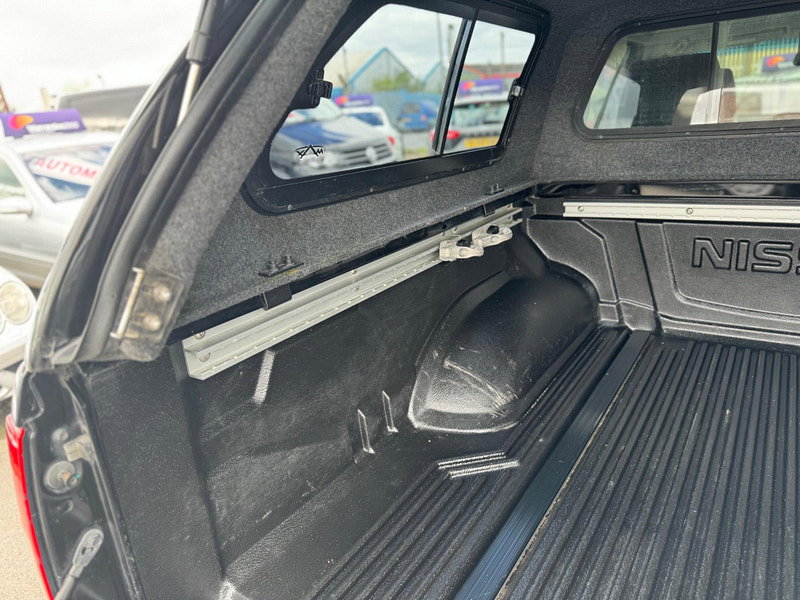 Nissan Navara 2.5 dCi Tekna 4WD Euro 5 4dr 4dr Manual 2026