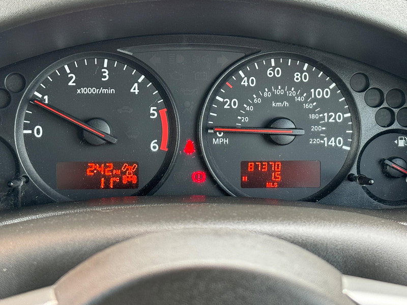 Nissan Navara 2.5 dCi Tekna 4WD Euro 5 4dr 4dr Manual 2026