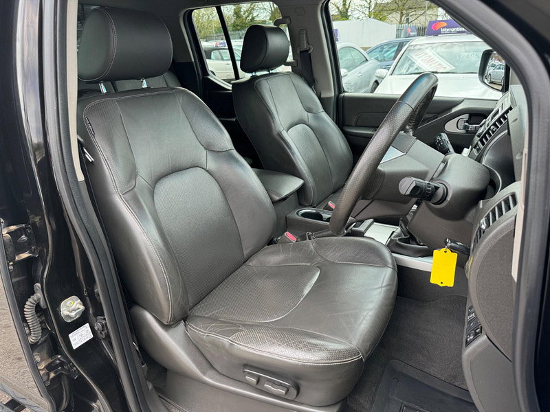 Nissan Navara 2.5 dCi Tekna 4WD Euro 5 4dr 4dr Manual 2026