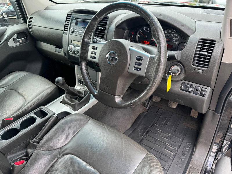 Nissan Navara 2.5 dCi Tekna 4WD Euro 5 4dr 4dr Manual 2026