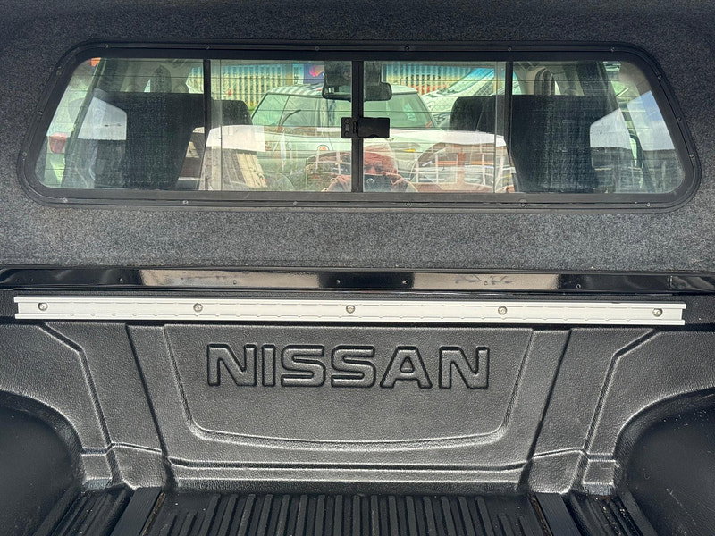 Nissan Navara 2.5 dCi Tekna 4WD Euro 5 4dr 4dr Manual 2026