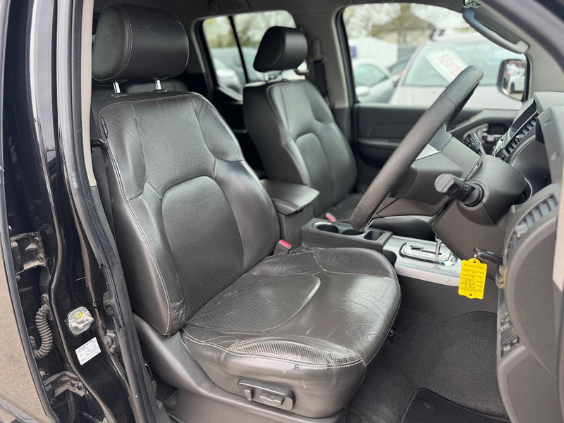Nissan Navara 2.5 dCi Tekna Auto 4WD Euro 5 4dr 4dr Automatic 2026