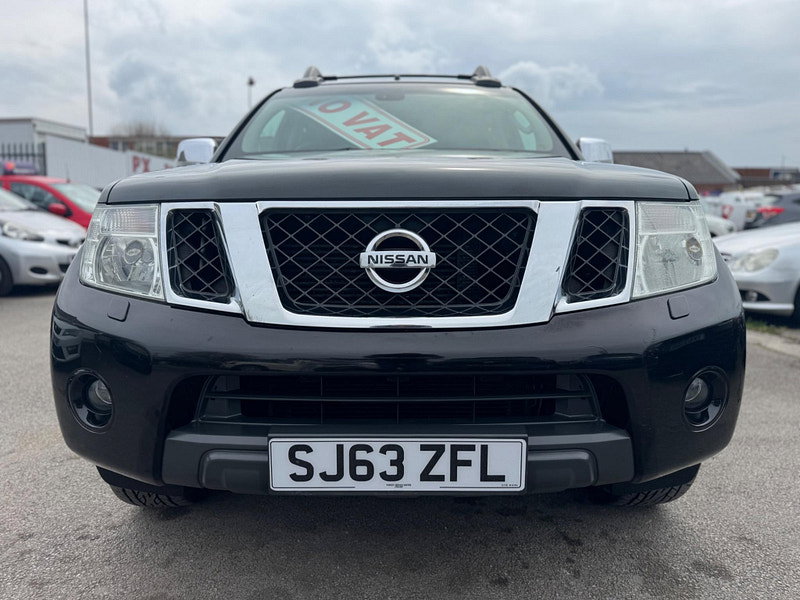 Nissan Navara 2.5 dCi Tekna Auto 4WD Euro 5 4dr 4dr Automatic 2026