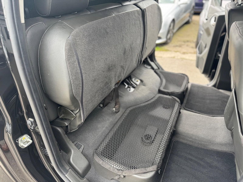 Nissan Navara 2.5 dCi Tekna Auto 4WD Euro 5 4dr 4dr Automatic 2026