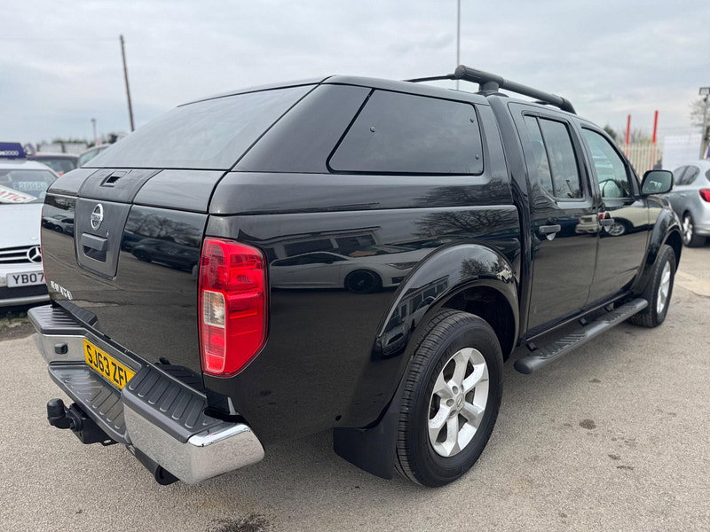 Nissan Navara 2.5 dCi Tekna Auto 4WD Euro 5 4dr 4dr Automatic 2026