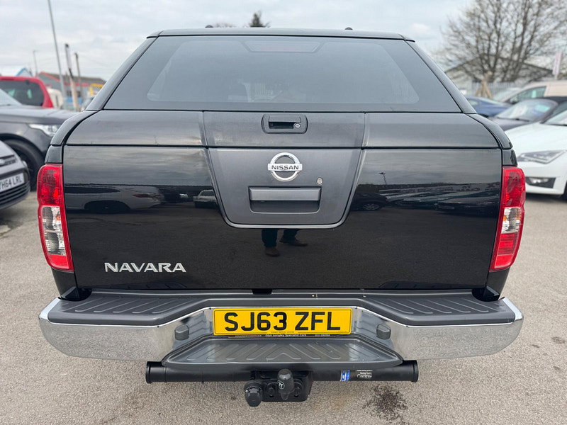 Nissan Navara 2.5 dCi Tekna Auto 4WD Euro 5 4dr 4dr Automatic 2026