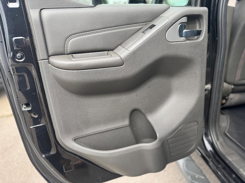Nissan Navara 2.5 dCi Tekna Auto 4WD Euro 5 4dr 4dr Automatic 2026