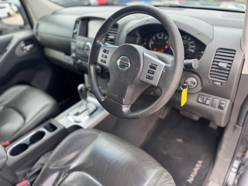 Nissan Navara 2.5 dCi Tekna Auto 4WD Euro 5 4dr 4dr Automatic 2026