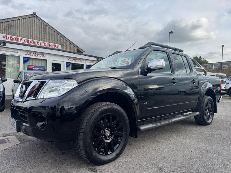 Nissan Navara 3.0 dCi V6 Outlaw Auto 4WD Euro 4 4dr 4dr Automatic 2026
