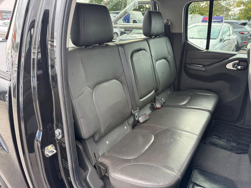 Nissan Navara 3.0 dCi V6 Outlaw Auto 4WD Euro 4 4dr 4dr Automatic 2026