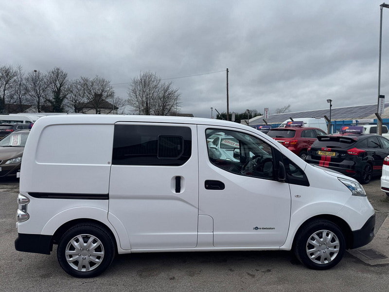 Nissan e-NV200 Acenta Panel Van 5dr Electric Auto SWB (Rapid) (109 ps) 5dr Automatic 2026