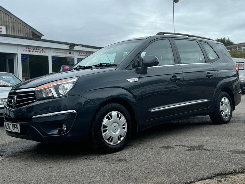 Ssangyong Turismo 2.2D SE Euro 6 5dr 5dr Manual 2026