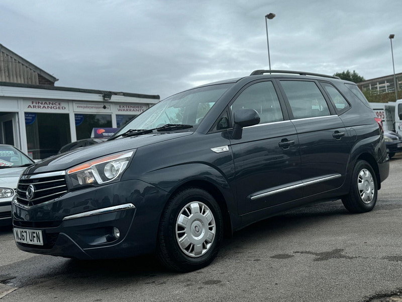 Ssangyong Turismo 2.2D SE Euro 6 5dr 5dr Manual 2026