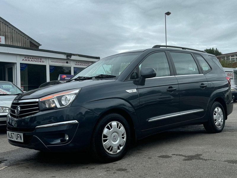 Ssangyong Turismo 2.2D SE Euro 6 5dr 5dr Manual 2026