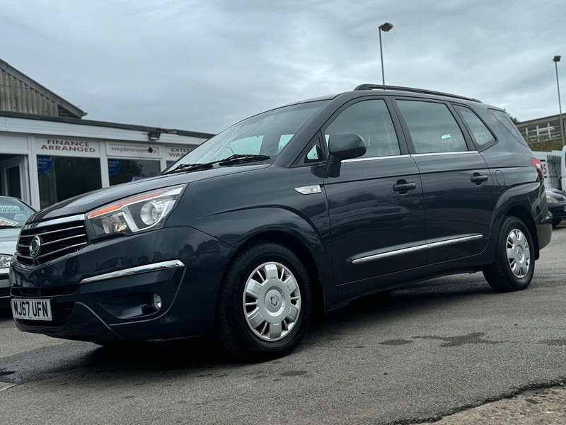 Ssangyong Turismo 2.2D SE Euro 6 5dr 5dr Manual 2026