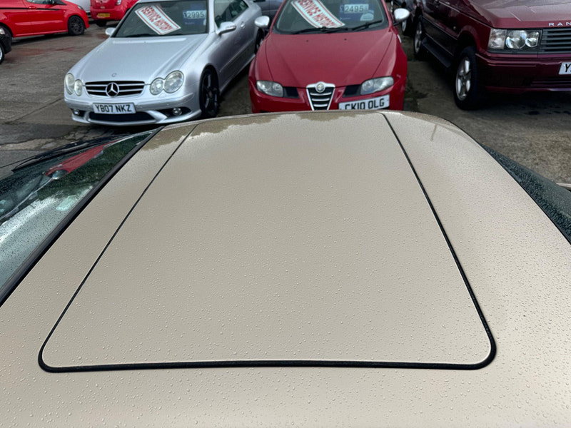 Porsche 924  2dr Manual 2026