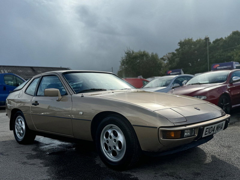 Porsche 924  2dr Manual 2026
