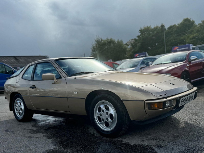 Porsche 924  2dr Manual 2026