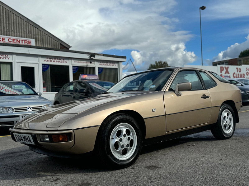 Porsche 924  2dr Manual 2026