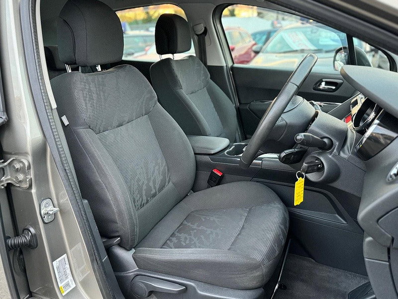 Peugeot 3008 1.6 HDi Active Euro 5 5dr 5dr Manual 2026