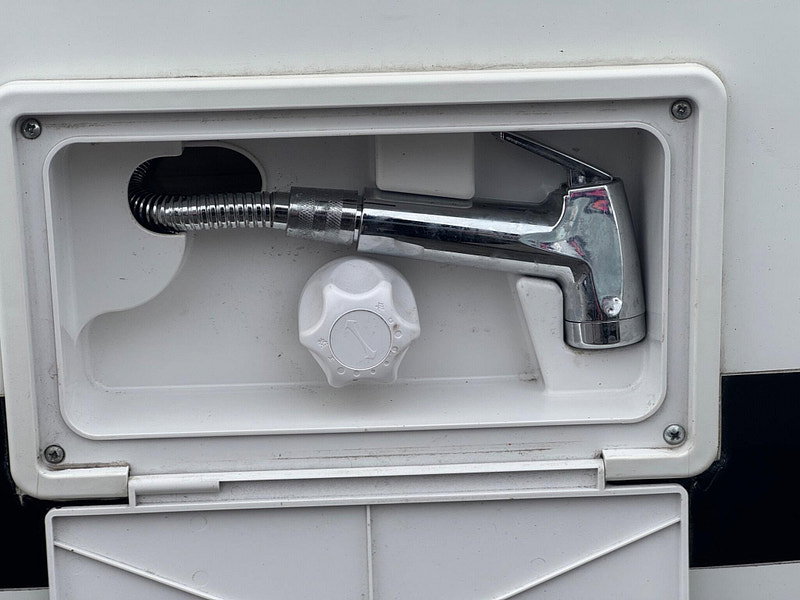 Peugeot Boxer 2.2 BlueHDi 335 Professional Camper Van 5dr Manual 2026