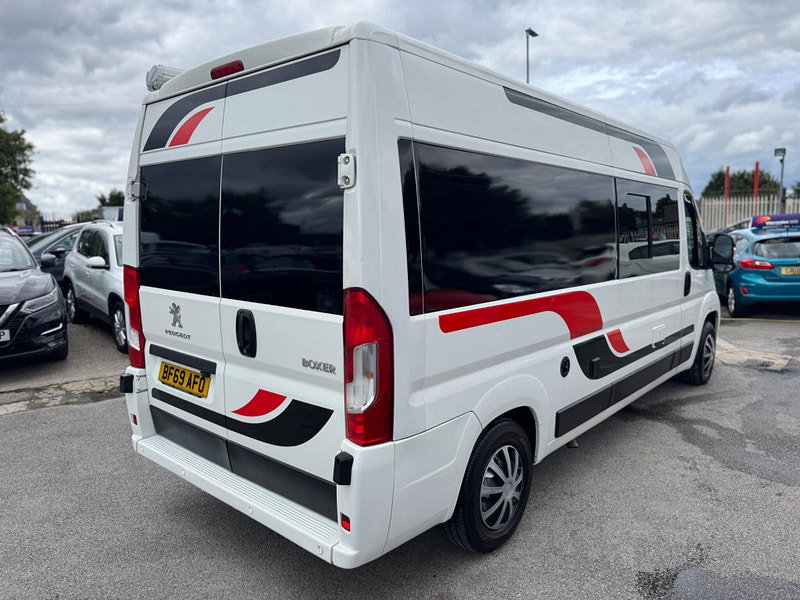 Peugeot Boxer 2.2 BlueHDi 335 Professional Camper Van 5dr Manual 2026