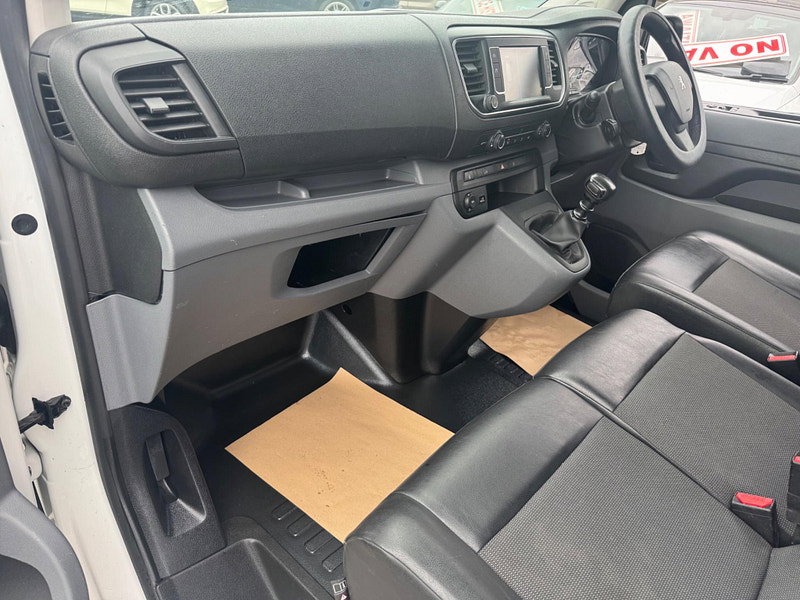 Peugeot Expert 2.0 BlueHDi 1400 Professional Standard Panel Van MWB Euro 6 (s/s) 6dr 6dr Manual 2026
