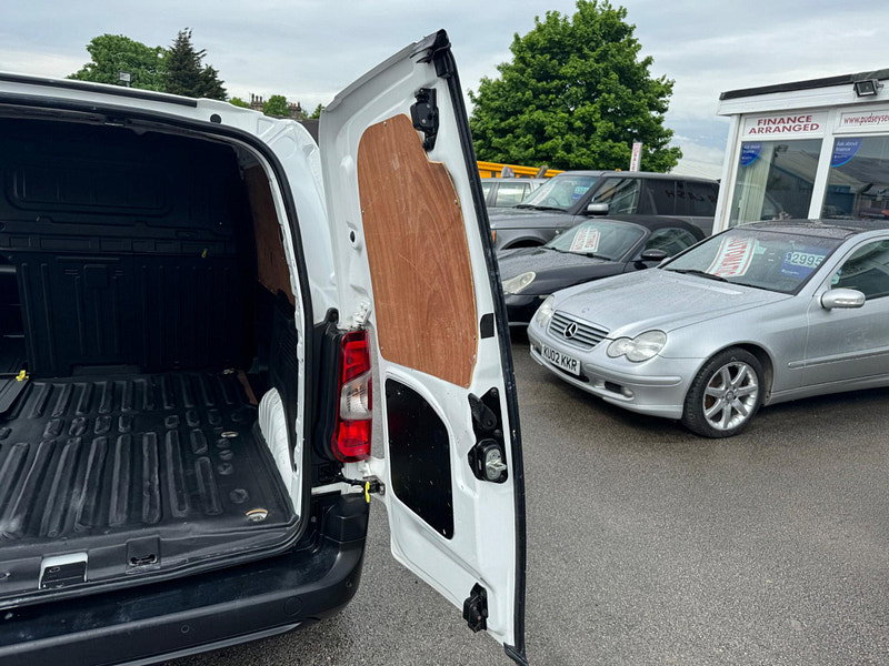 Peugeot Partner 1.6 BlueHDi 650 Professional Standard Panel Van SWB Euro 6 5dr 5dr Manual 2026