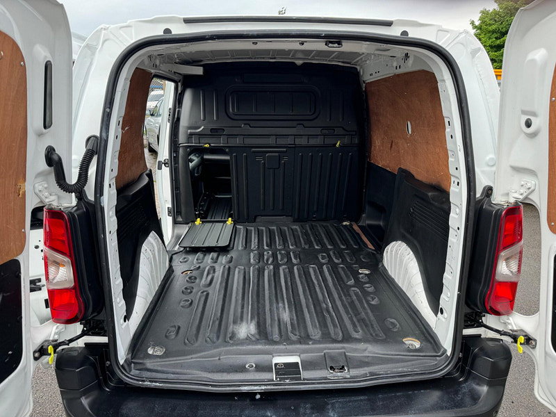Peugeot Partner 1.6 BlueHDi 650 Professional Standard Panel Van SWB Euro 6 5dr 5dr Manual 2026
