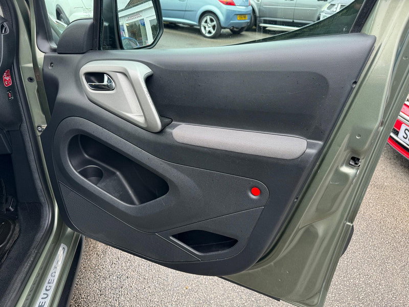 Peugeot Partner Tepee 1.6 HDi 8v Tepee Outdoor 5dr 5dr Manual 2026