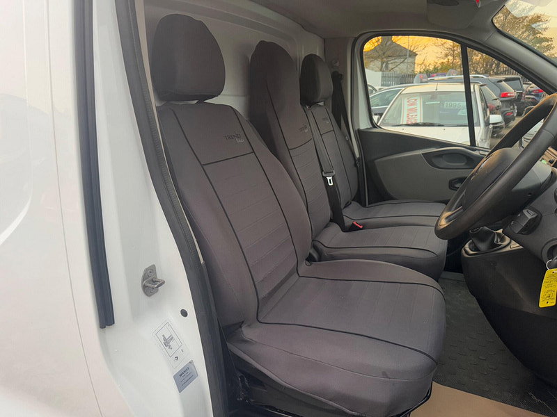 Renault Trafic 1.6 dCi 27 Business+ SWB Standard Roof Euro 5 5dr 4dr Manual 2026