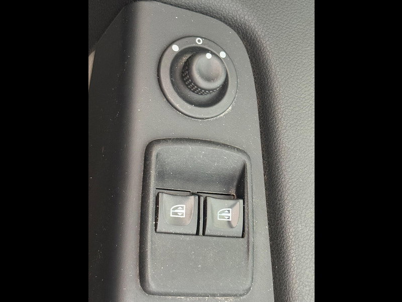 Renault Trafic 1.6 dCi 27 Business+ SWB Standard Roof Euro 5 5dr 4dr Manual 2026