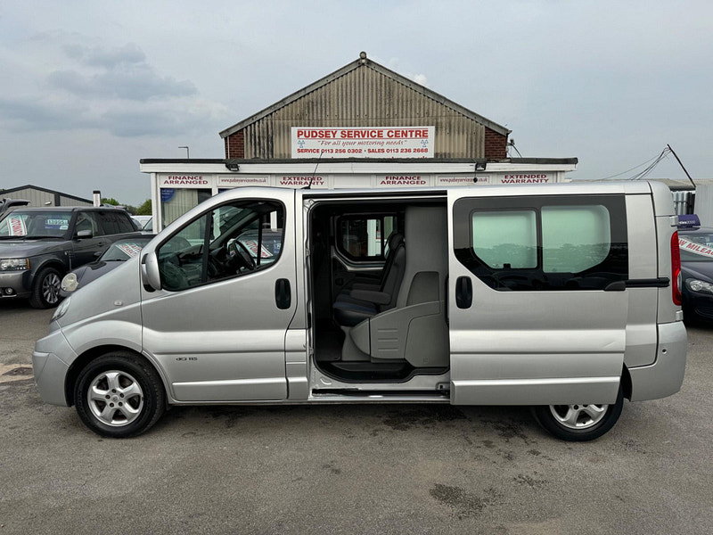 Renault Trafic 2.0 dCi LL29 Sport Crew Van L3 H1 4dr (Phase 3, 6 Seats) 4dr Manual 2026