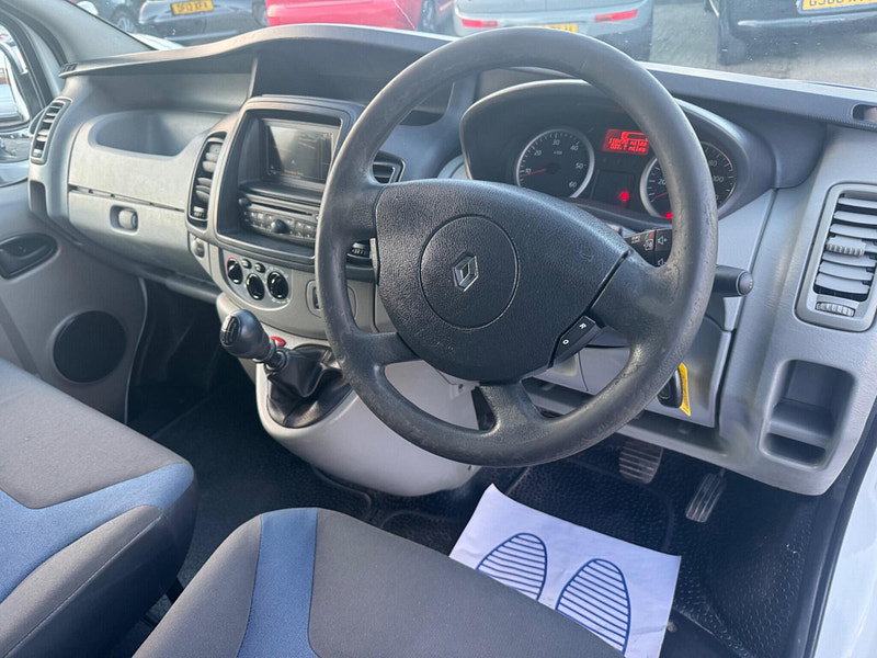 Renault Trafic 2.0 dCi LL29 Sport L3 H1 3dr 4dr Manual 2026