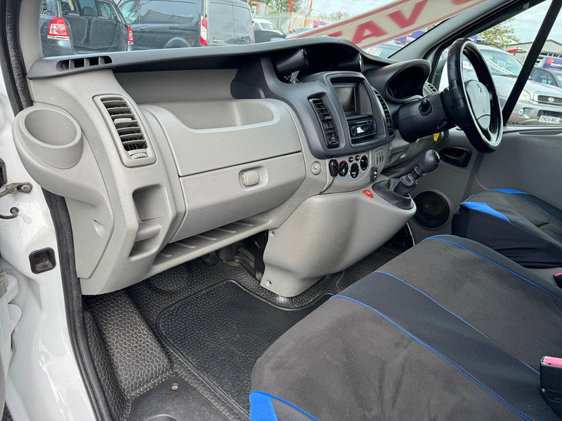 Renault Trafic 2.0 dCi SL27 L1 H1 4dr (Phase 3) 4dr Manual 2026