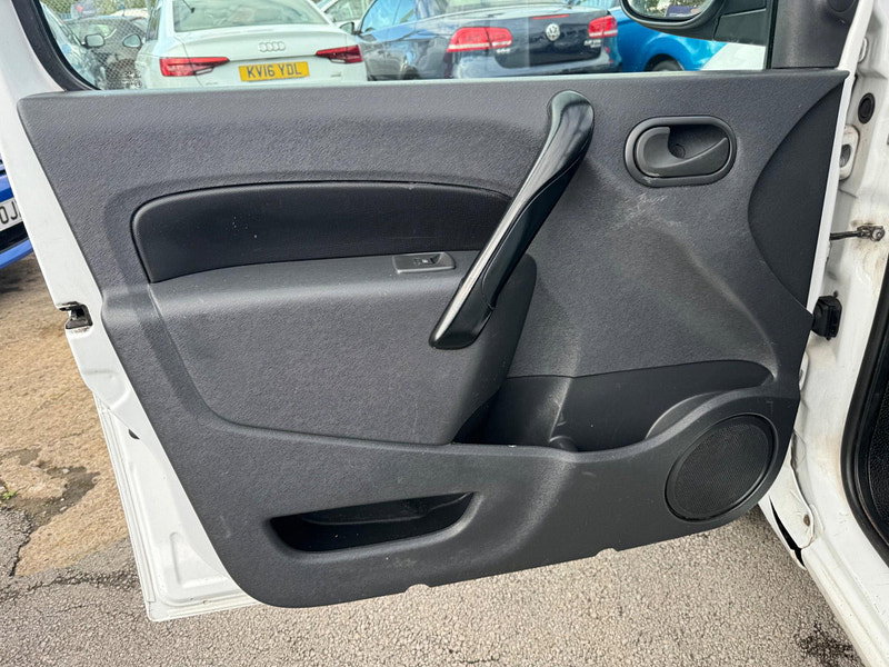 Renault Kangoo 1.5 dCi Energy ML19 eco2 Phase 2 FWD L2 H1 5dr 5dr Manual 2026