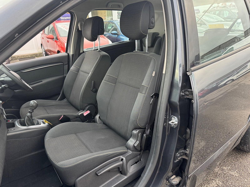 Renault Scenic 1.6 VVT Dynamique Euro 5 5dr 5dr Manual 2026