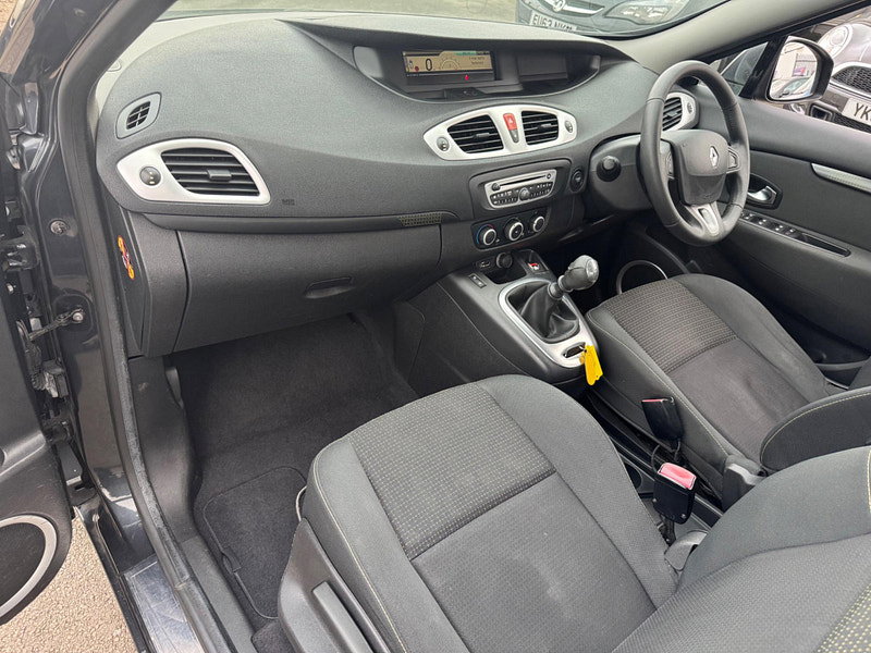 Renault Scenic 1.6 VVT Dynamique Euro 5 5dr 5dr Manual 2026