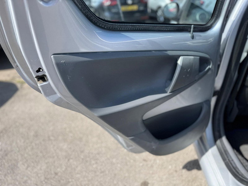 Toyota Aygo 1.0 VVT-i Platinum Euro 4 5dr 5dr Manual 2026