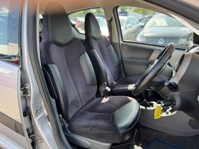 Toyota Aygo 1.0 VVT-i Platinum Euro 4 5dr 5dr Manual 2026