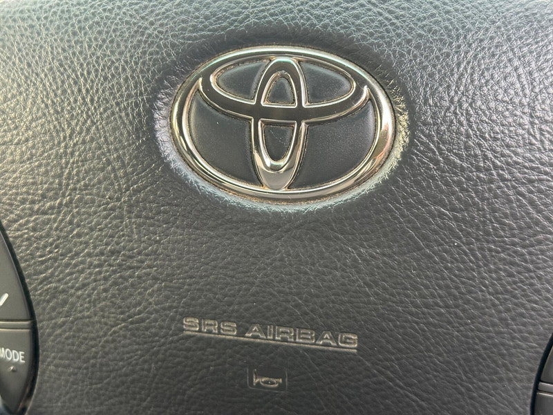 Toyota Hilux INVINCIBLE 4X4 D-4D DCB 4dr Manual 2026